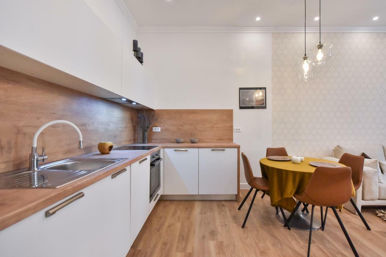 Center Simeon Apartment Zadar Luaran gambar